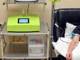 A patient receiving 10 Pass ozone therapy treatment.