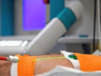 green-intravenous-laser-light-therapy-weber-device-background